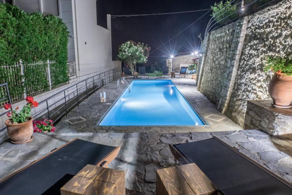 Villa Ventus, 40Sqm Private Pool & Hot Tub! Roussospítion Exterior foto